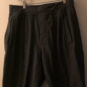 lululemon athletic comfy shorts size L